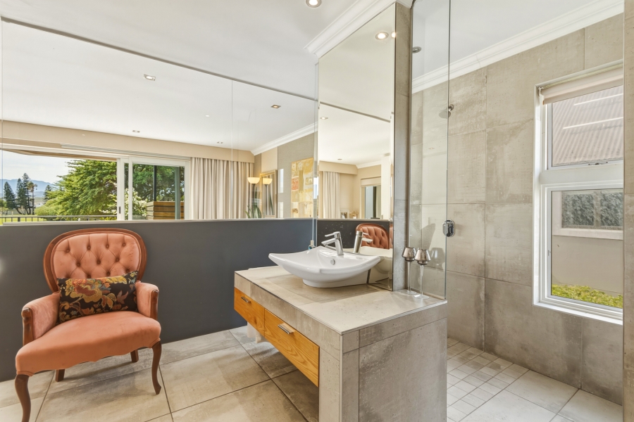 4 Bedroom Property for Sale in Greenways Golf Estate Western Cape